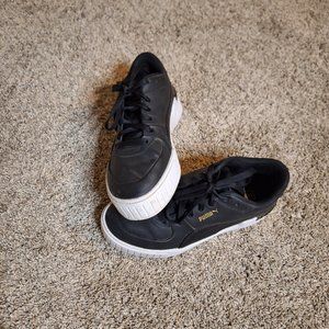 Puma Women's Size 9